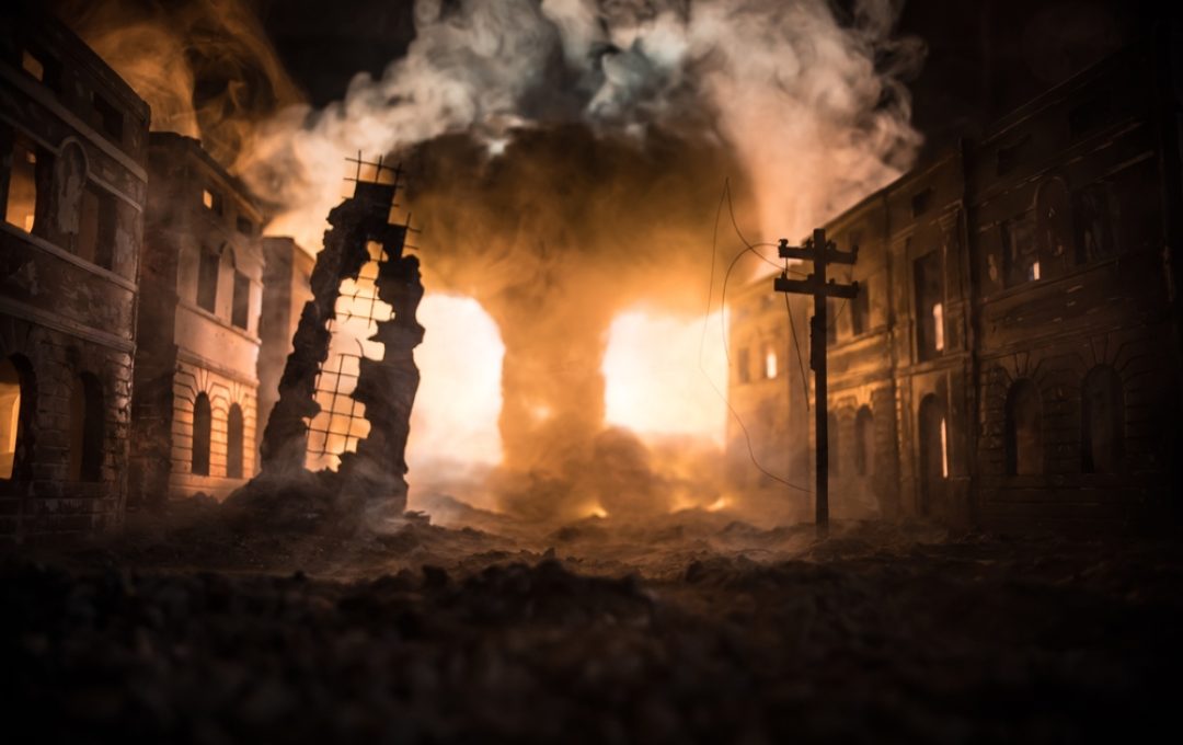 Nuclear,War,Apocalypse,Concept.,Explosion,Of,Nuclear,Bomb,In,City.